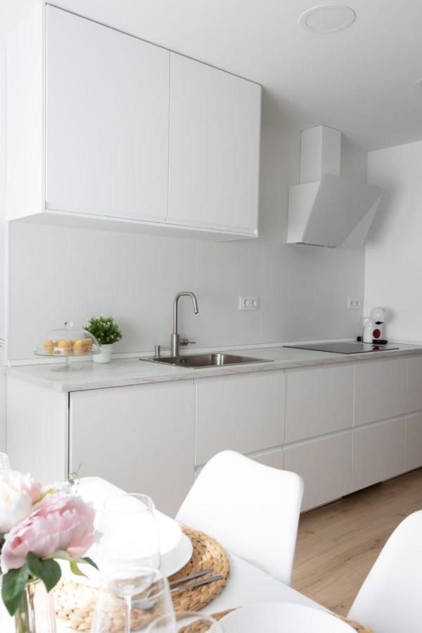 Lujoso Apartamento Entre 2 Playas Con Garaje, Wifi Gijón Exteriér fotografie