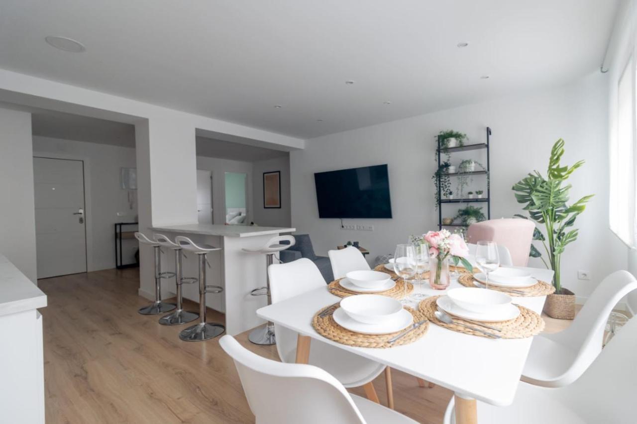 Lujoso Apartamento Entre 2 Playas Con Garaje, Wifi Gijón Exteriér fotografie