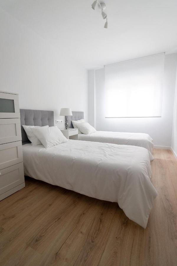Lujoso Apartamento Entre 2 Playas Con Garaje, Wifi Gijón Exteriér fotografie
